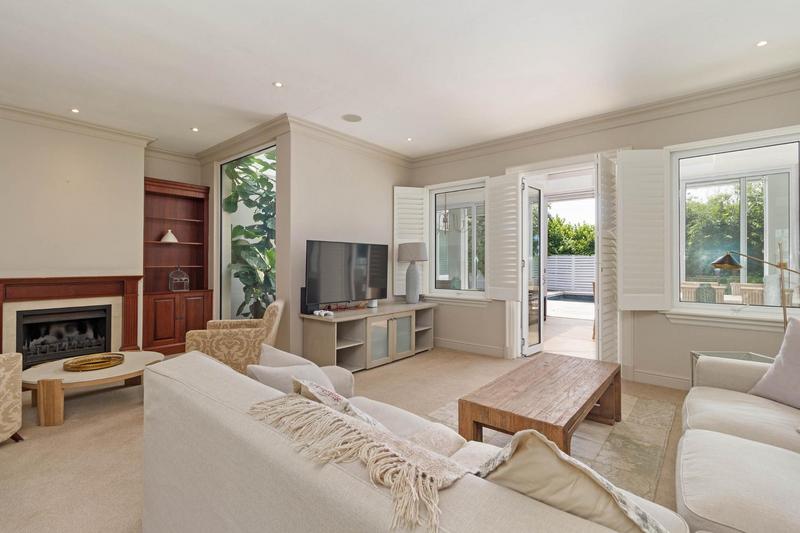 To Let 6 Bedroom Property for Rent in Steenberg Estate Western Cape